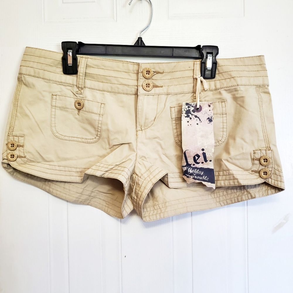 COPY - L.e.i Khaki Shorts, Size 13